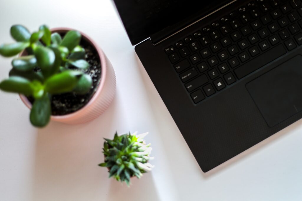 Home Izzyestabrook Laptop 4948838 1024x683